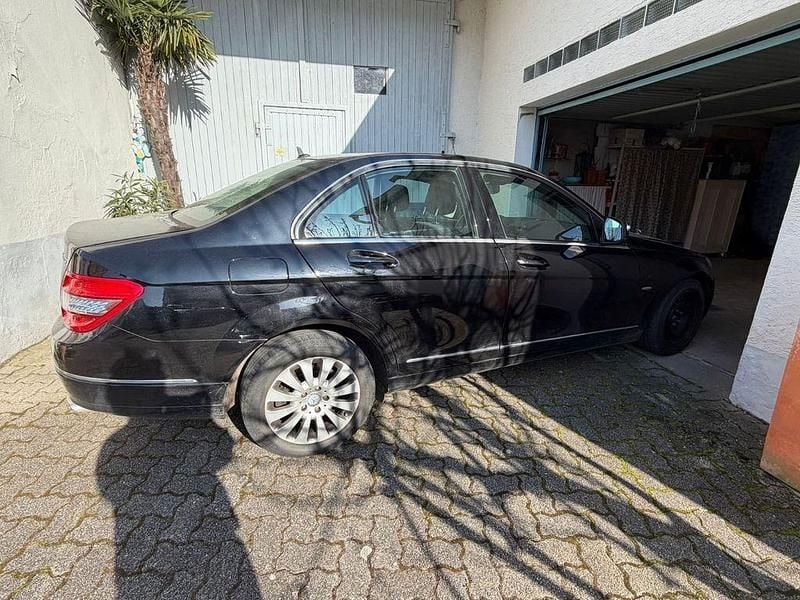 Gebraucht Mercedes C280 Elegance 231 PS (169 kW) 2009 Schwarz Limousine