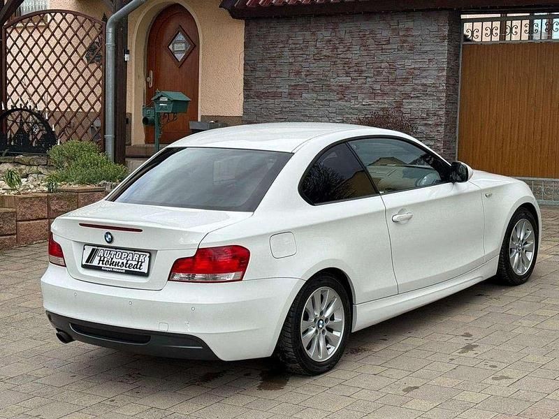 Second-hand BMW 120 Performance 170 CP (125 kW) 2010 Alb Hatchback