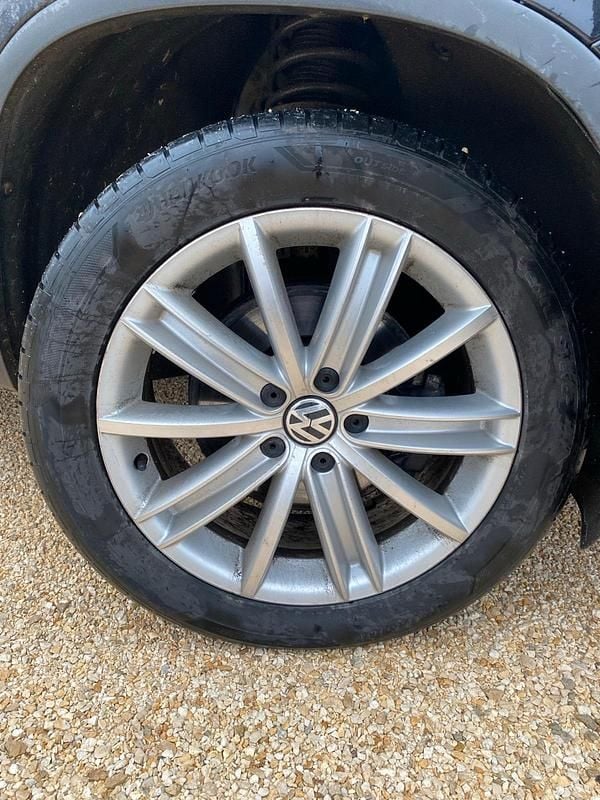 Gebraucht VW Tiguan 150 PS (110 kW) 2011 Schwarz SUV