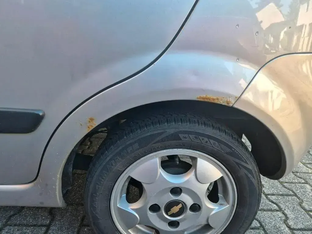 Gebraucht Chevrolet Matiz 52 PS (38 kW) 2009 Silber Kleinwagen