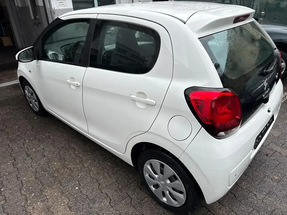 Gebraucht Citroën C1 70 PS (51 kW) 2018 Weiß Kleinwagen