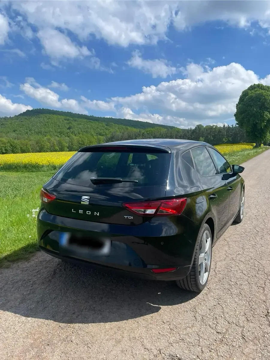 Gebraucht Seat Leon 150 PS (110 kW) 2015 Schwarz Kleinwagen