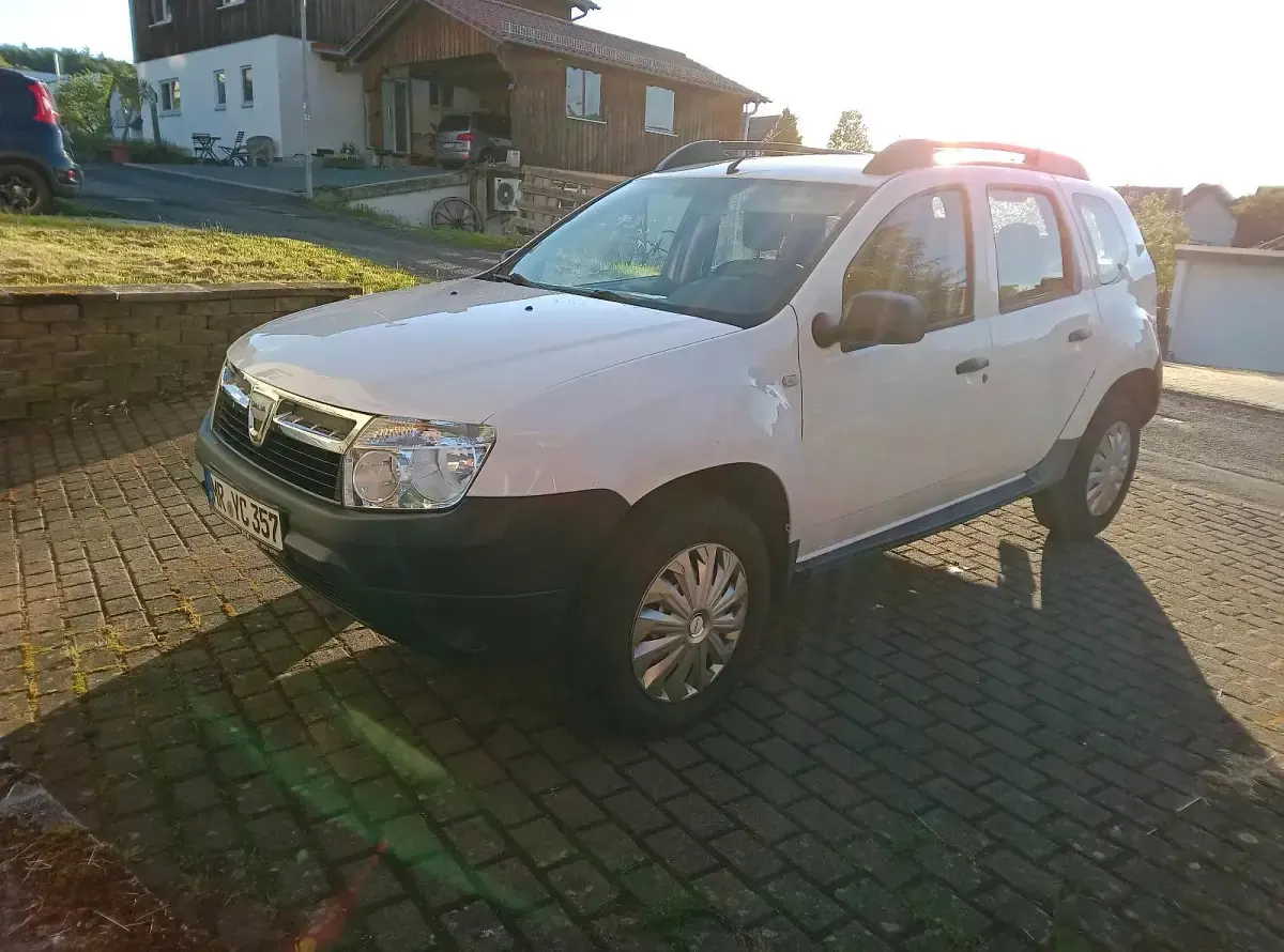 Gebraucht Dacia Duster 90 PS (66 kW) 2011 SUV