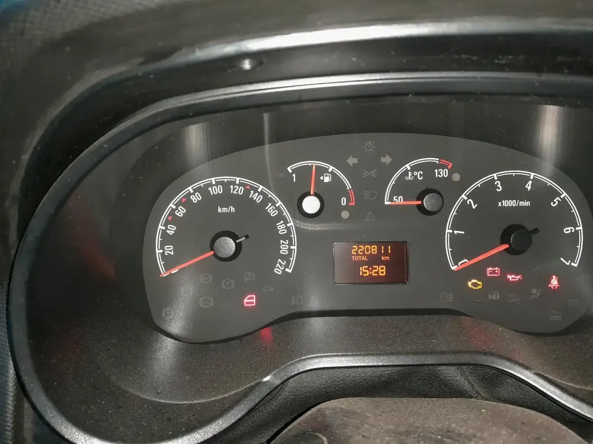 Używany Opel Combo 2014 Biały Minivan