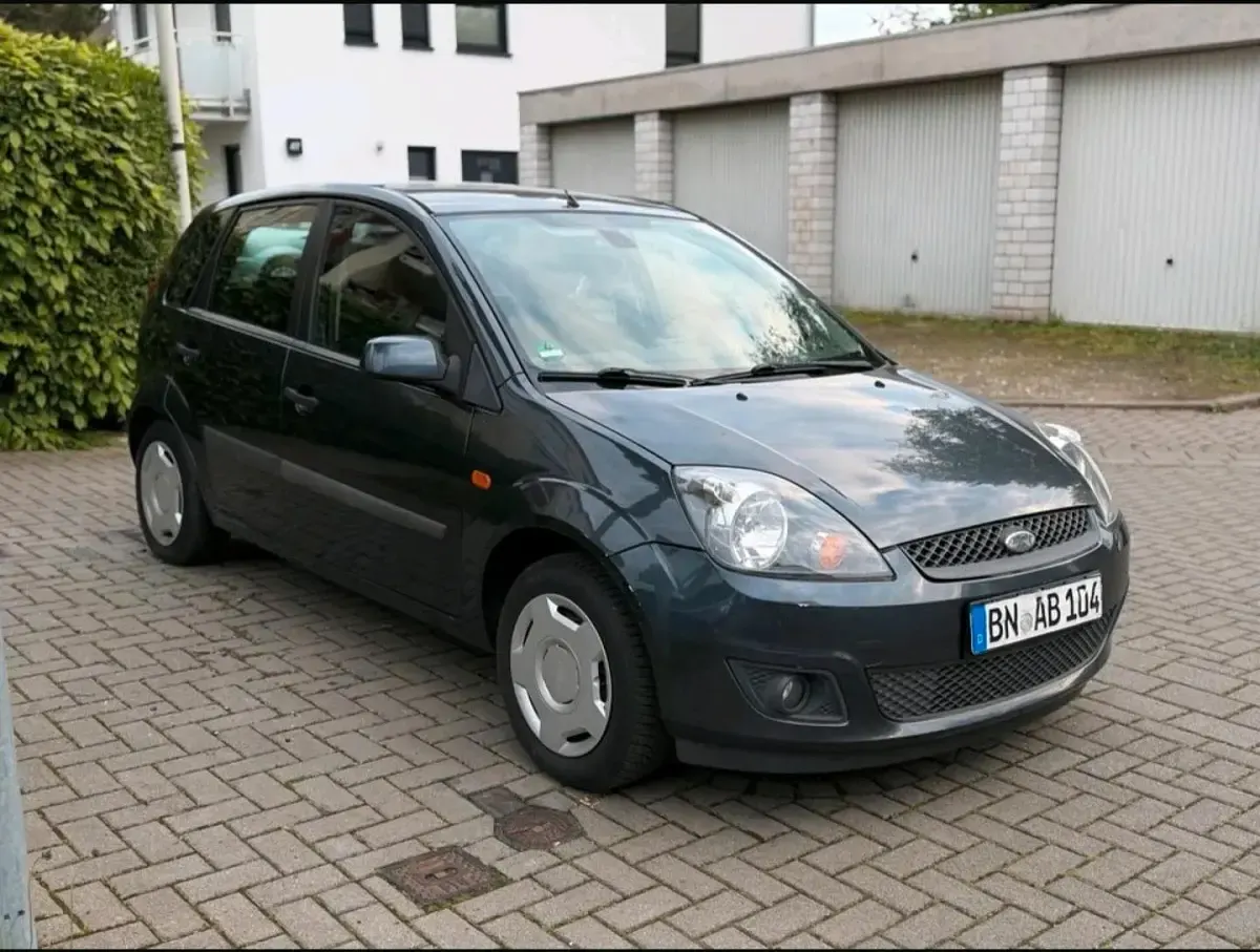 Gebraucht Ford Fiesta 80 PS (58 kW) 2006 Kleinwagen