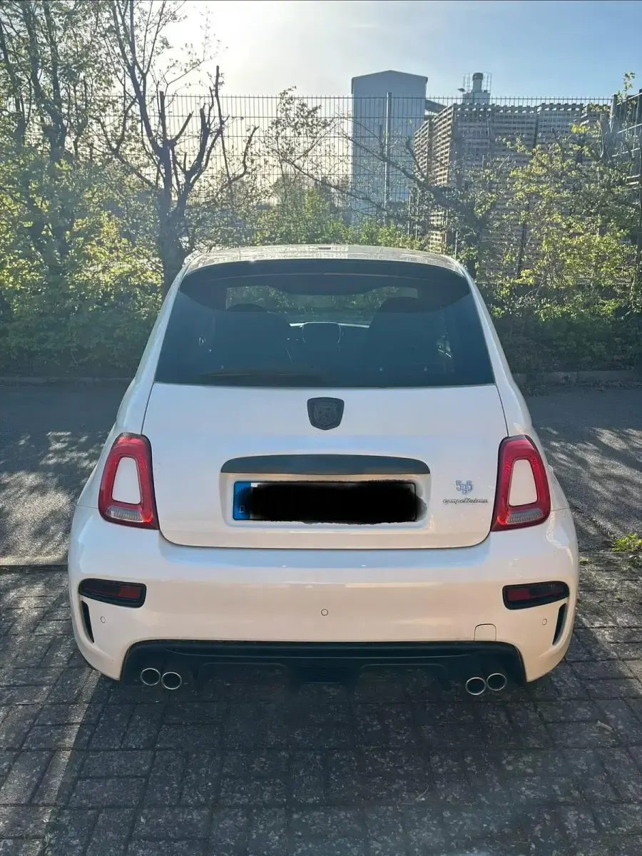 Gebraucht Abarth 595 180 PS (132 kW) 2019 Weiß Kleinwagen