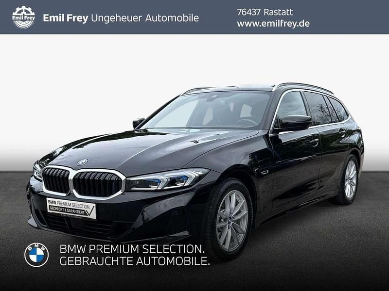 Schwarz Gebraucht 2022 BMW 330e Sport Line Kombi | 34.690 € (Superpreis) - Bild 1/3