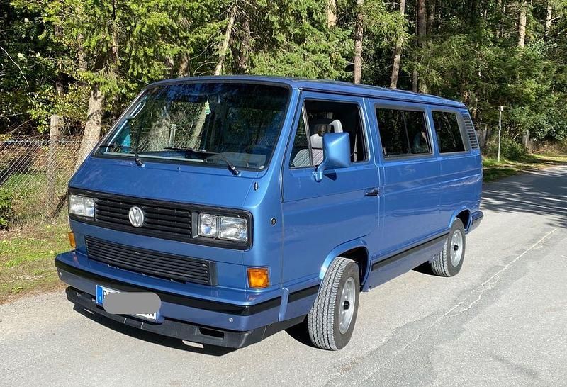 Second-hand VW Multivan Edition 95 CP (69 kW) 1989 Albastru Monovolum