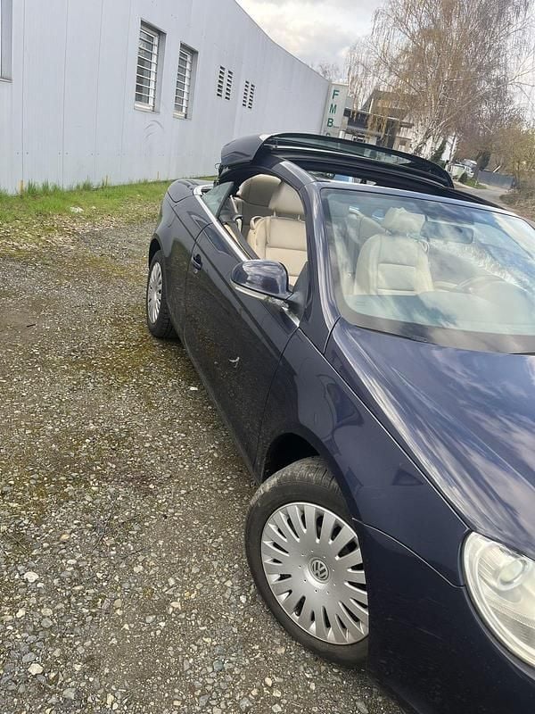 Gebraucht VW Eos 140 PS (102 kW) 2007 Blau Cabrio