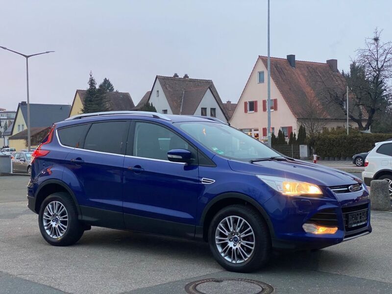 Blau Gebraucht 2014 Ford Kuga Titanium SUV | 11.990 € (Fairer Preis) - Bild 1/4