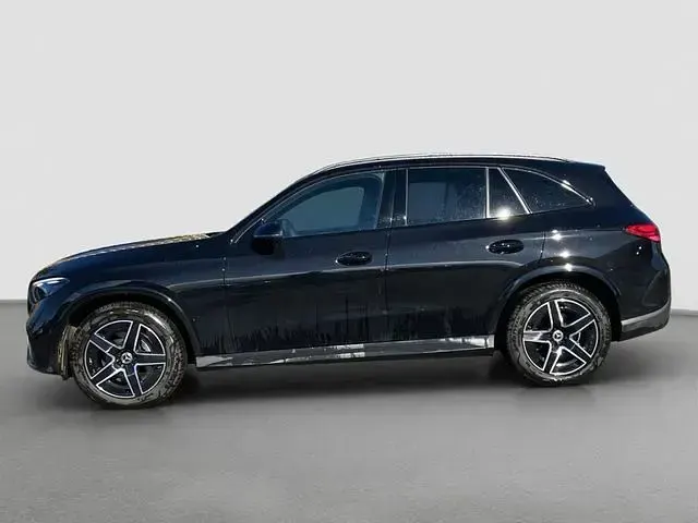 Gebraucht Mercedes 200 AMG line 204 PS (150 kW) 2025 SUV