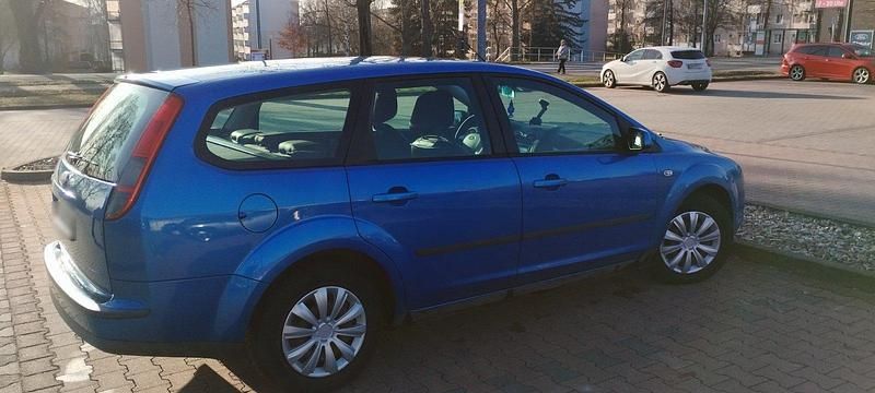 Second-hand Ford Focus 2006 Albastru Break