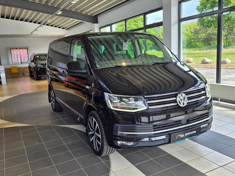 Gebraucht VW T6 Highline 199 PS (146 kW) 2019 Deep black perleffekt Van