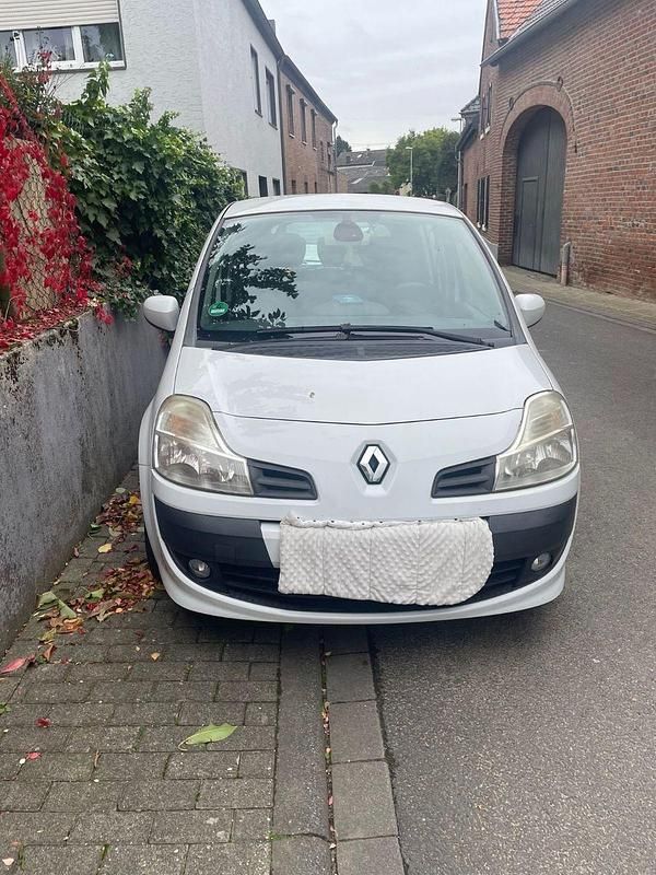 Weiß Gebraucht 2010 Renault Modus Dynamique Van / Kleinbus | 800 € (Superpreis) - Bild 1/4