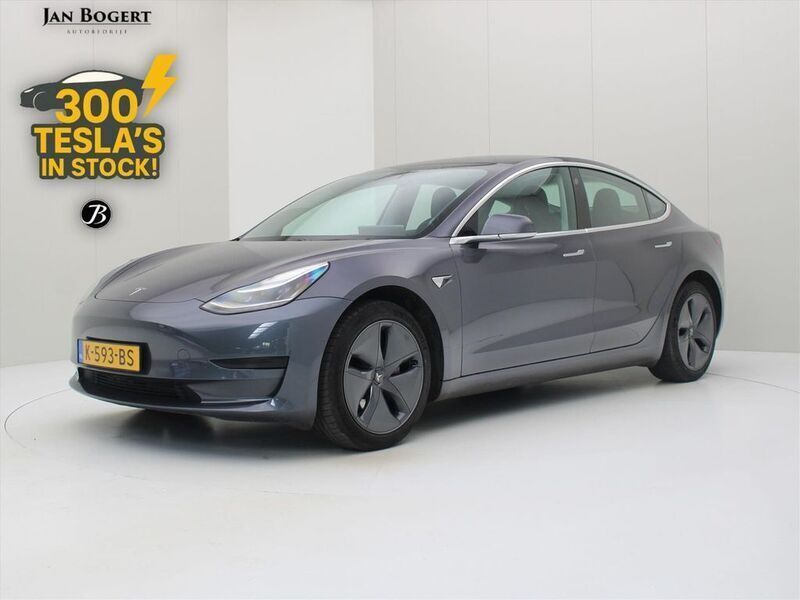 Grau Gebraucht 2020 Tesla Model 3 Standard Range Limousine | 20.400 € (Guter Preis) - Bild 1/4