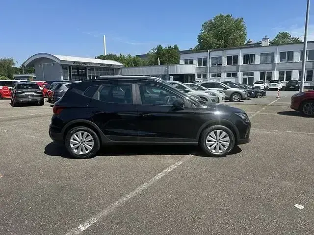 Gebraucht Seat Arona Reference 95 PS (69 kW) 2023 Midnight schwarz metallic SUV
