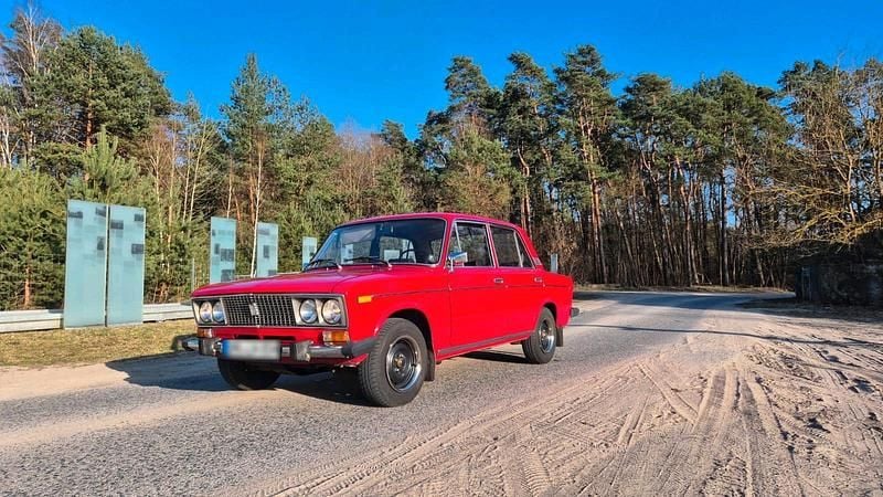 Gebraucht Lada 2106 65 PS (47 kW) 1985 Rot Limousine