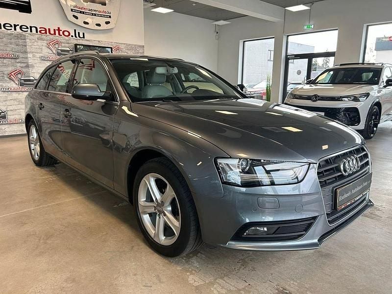Gebraucht Audi A4 Attraction 204 PS (150 kW) 2015 Grau Kombi