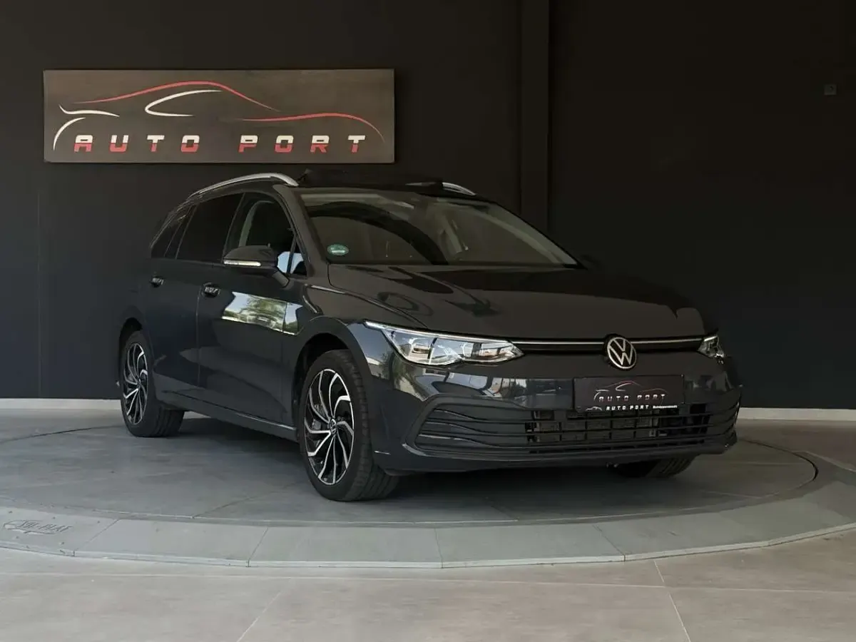 Used VW Golf VIII 150 HP (110 kW) 2021 Grey Estate