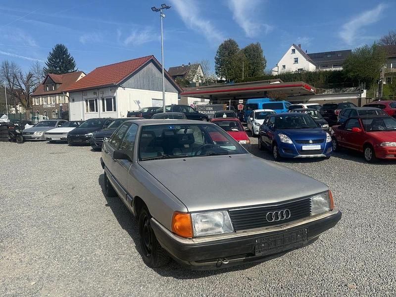 Gebraucht Audi 100 116 PS (85 kW) 1986 Silber Limousine
