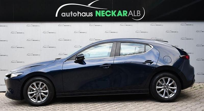 Gebraucht Mazda 3 122 PS (89 kW) 2020 Deep crystal blue Limousine