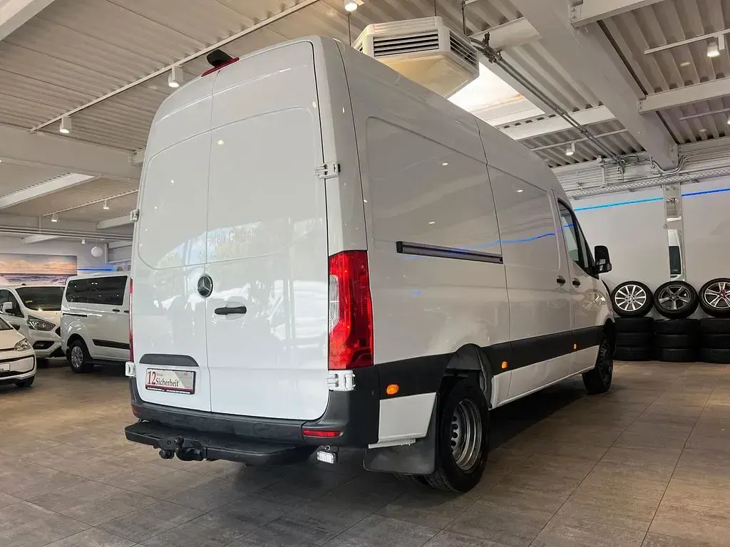 Gebraucht Mercedes Sprinter 163 PS (119 kW) 2021 Weiß Van