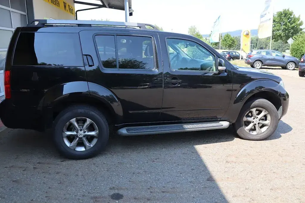 Gebraucht Nissan Pathfinder SE 190 PS (139 kW) 2013 Schwarz SUV