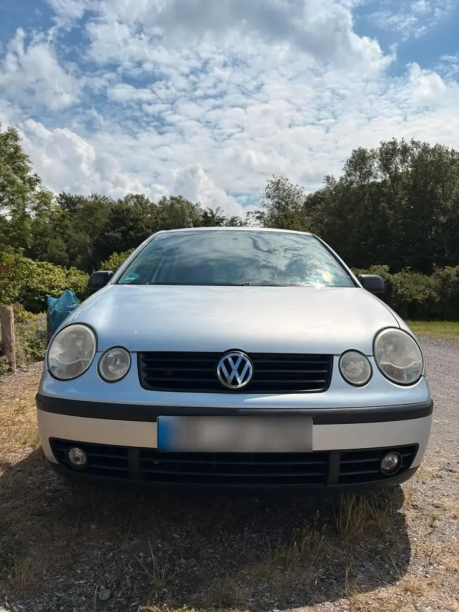 Gebraucht VW Polo 75 PS (55 kW) 2003 Silber Kleinwagen