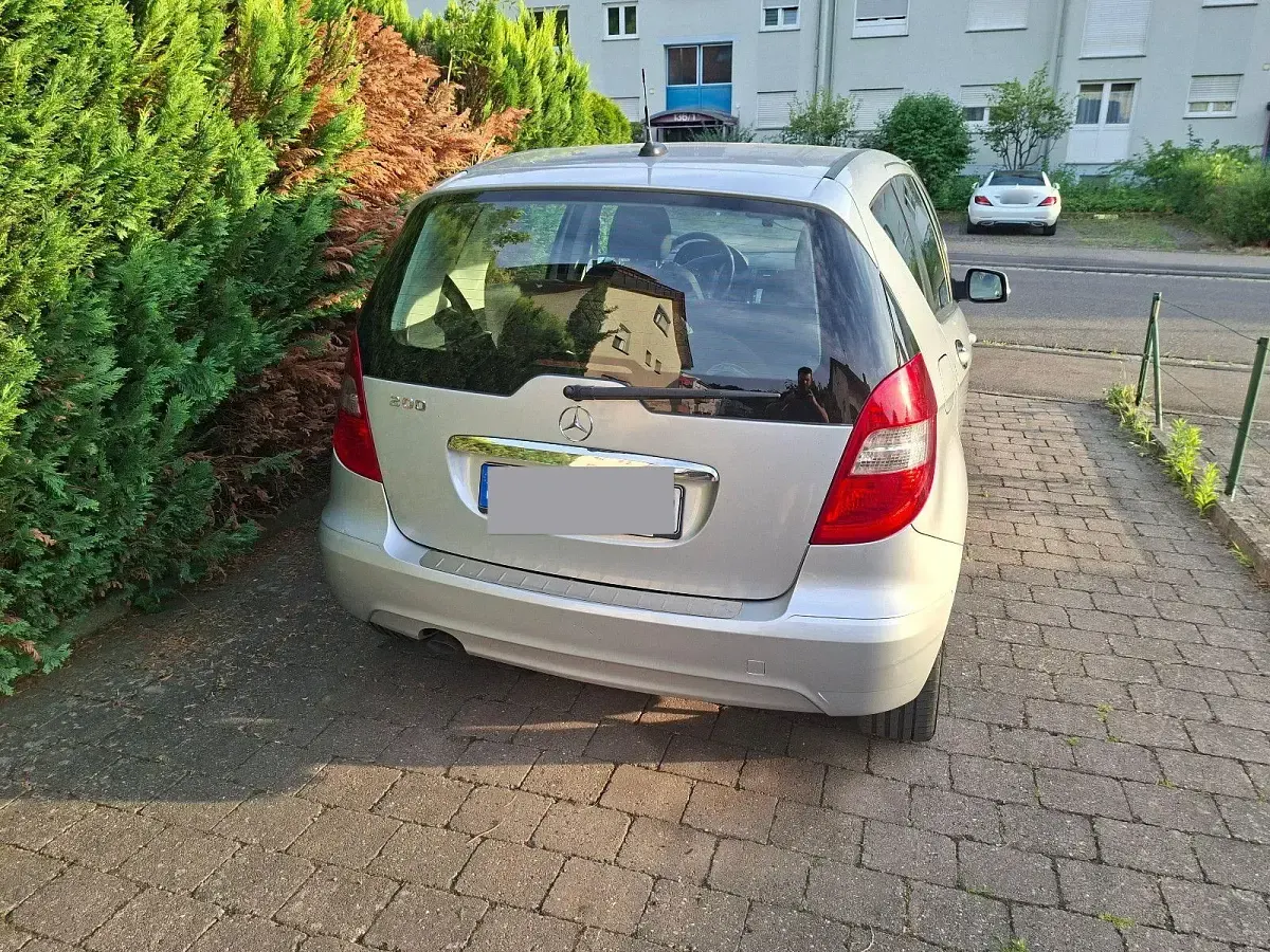 Gebraucht Mercedes A180 109 PS (80 kW) 2008 Silber Van / Kleinbus