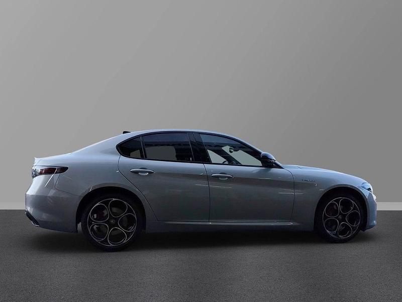 Neu Alfa Romeo Giulia Veloce 280 PS (205 kW) 2025 Blau Limousine