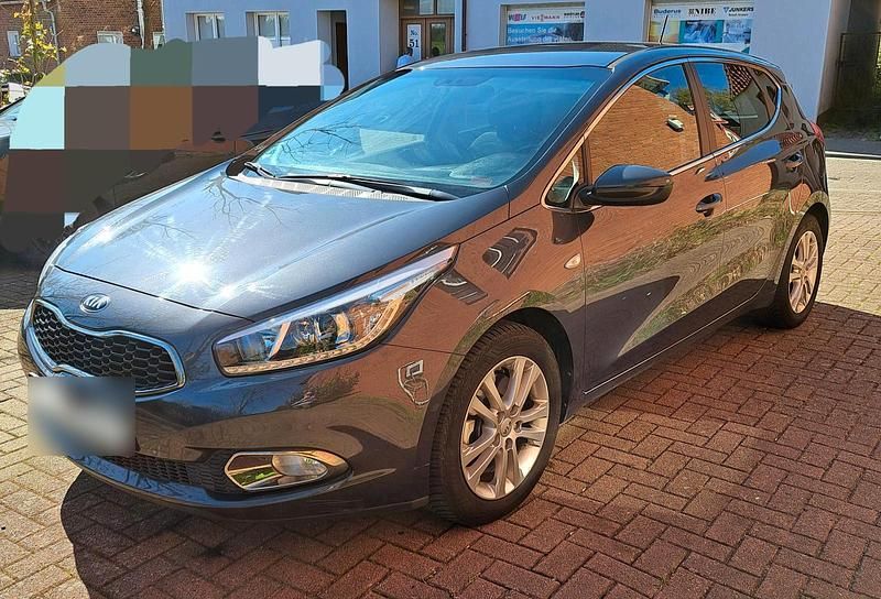 Usata Kia Ceed 99 CV (72 kW) 2014 Utilitaria