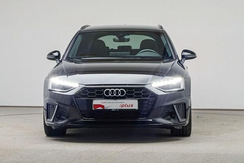 Gebraucht Audi A4 S-Line 204 PS (150 kW) 2022 Mythosschwarz metallic (metallic) Kombi