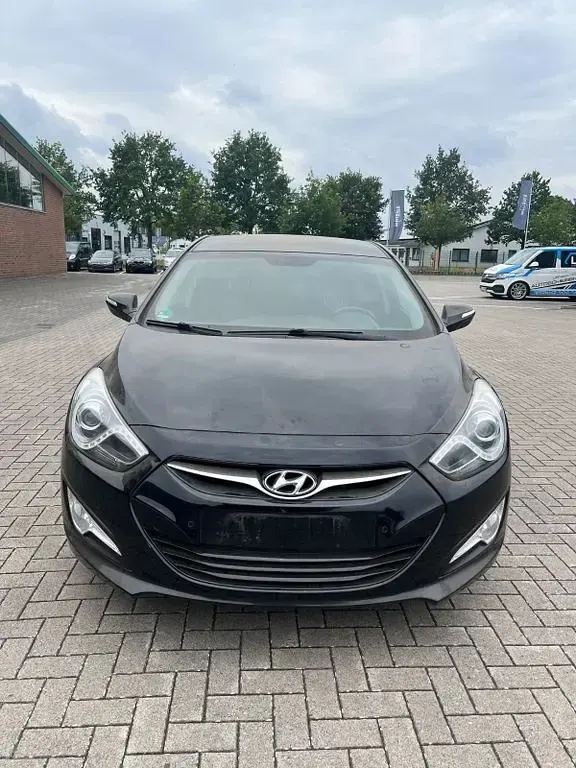 Gebraucht Hyundai i40 Style 178 PS (130 kW) 2014 Schwarz Limousine