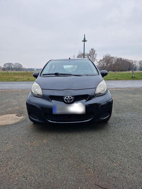 Gebraucht Toyota Aygo 68 PS (50 kW) 2010 Kleinwagen