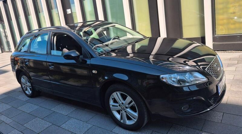 Schwarz Gebraucht 2012 Seat Exeo Reference Kombi | 6.200 € (Fairer Preis) - Bild 1/4