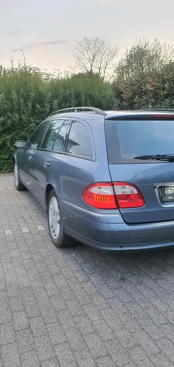 Brugt Mercedes E500 306 HK (225 kW) 2003 Blå Stationcar