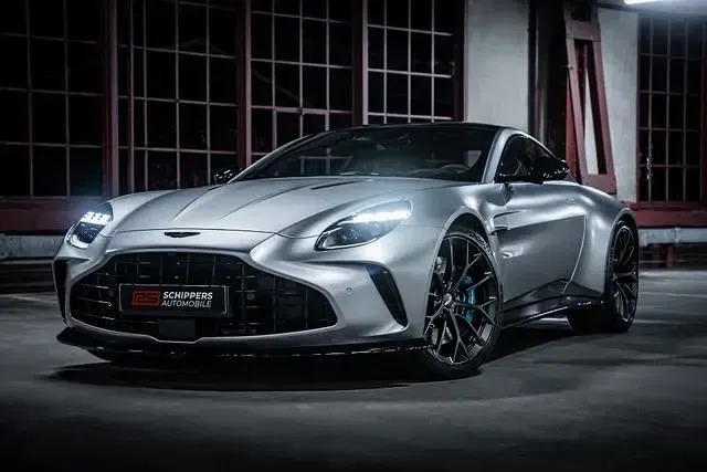 Gebraucht Aston Martin Vantage 665 PS (489 kW) 2024 Silber Coupé