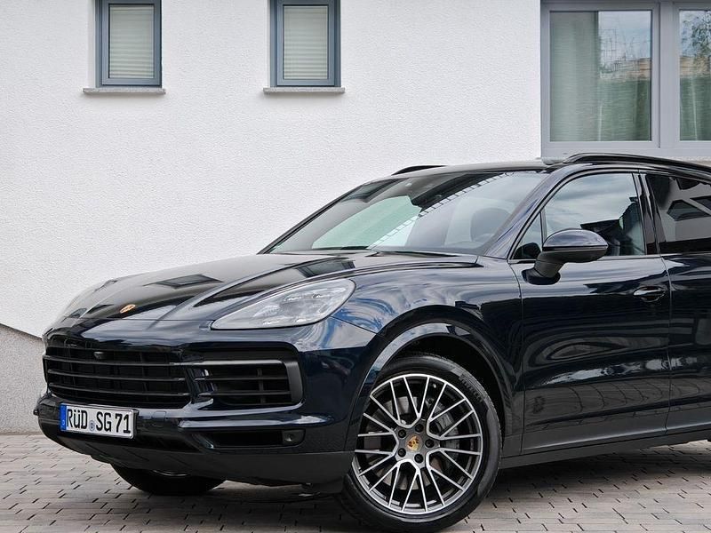 Blau Gebraucht 2020 Porsche Cayenne SUV | 69.800 € (Fairer Preis) - Bild 1/4