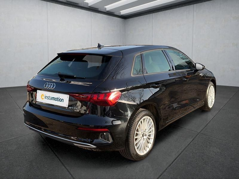 Gebraucht Audi A3 Sportback e-tron 204 PS (150 kW) 2022 Schwarz Kleinwagen