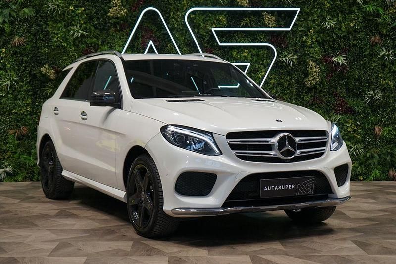 Weiß Gebraucht 2018 Mercedes GLE350 AMG SUV | 36.300 € (Etwas zu teuer) - Bild 1/3