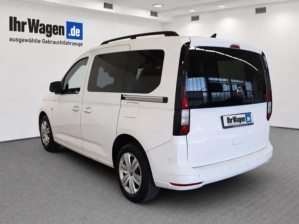 Gebraucht VW Caddy 102 PS (75 kW) 2021 Weiß Van / Kleinbus