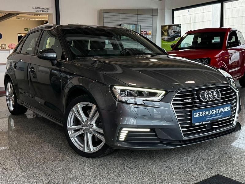 Gebraucht Audi A3 Sport 150 PS (110 kW) 2020 Grau Limousine