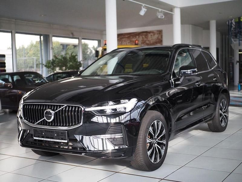 Gebraucht Volvo XC60 Core 197 PS (144 kW) 2024 Schwarz SUV