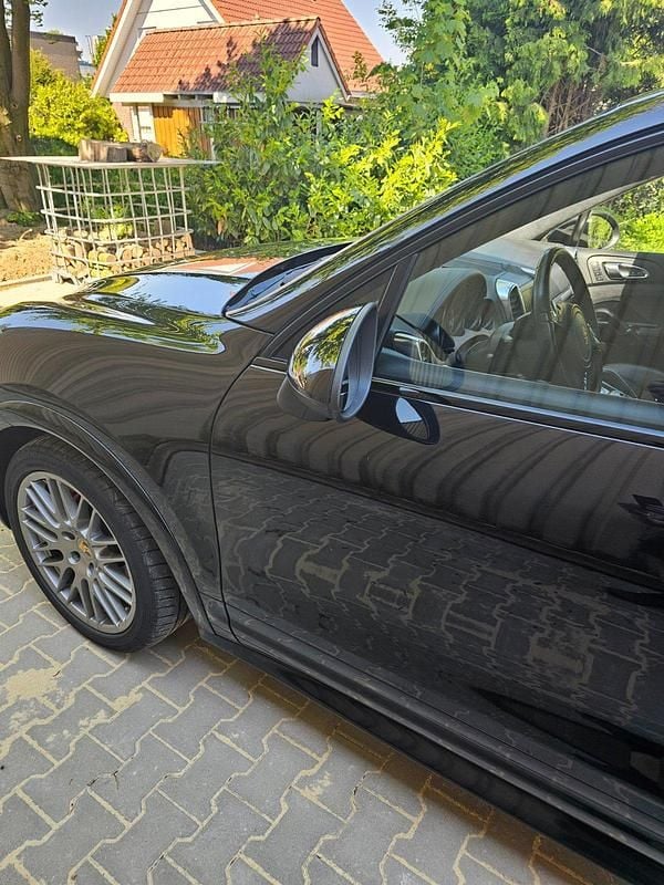 Gebraucht Porsche Cayenne GTS 420 PS (308 kW) 2012 Schwarz SUV