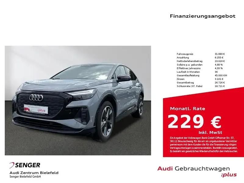 Grau Gebraucht 2022 Audi Q4 Sportback e-tron Comfort SUV | 31.880 € (Fairer Preis) - Bild 1/1