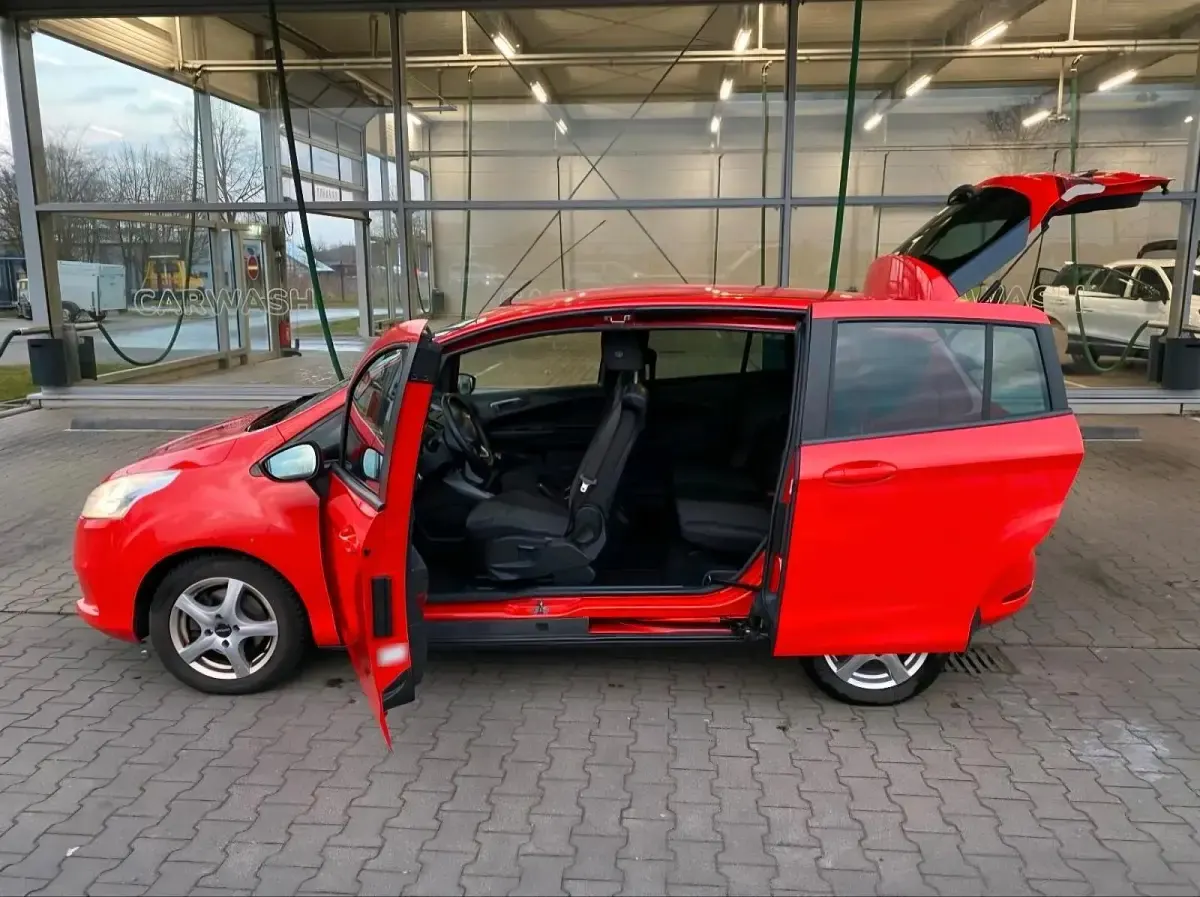 Second-hand Ford B-MAX 100 CP (73 kW) 2012 Roșu Monovolum
