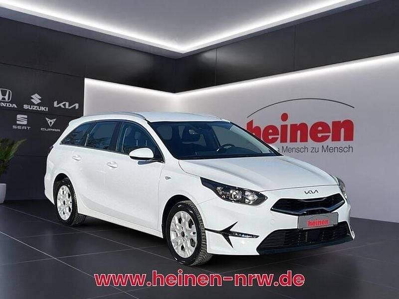 Gebraucht Kia Ceed Sportswagon Vision 160 PS (117 kW) 2023 Weiß Kombi