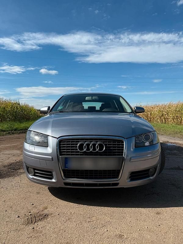 Silber Gebraucht 2006 Audi A3 Limousine | 1.500 € (Superpreis) - Bild 1/4