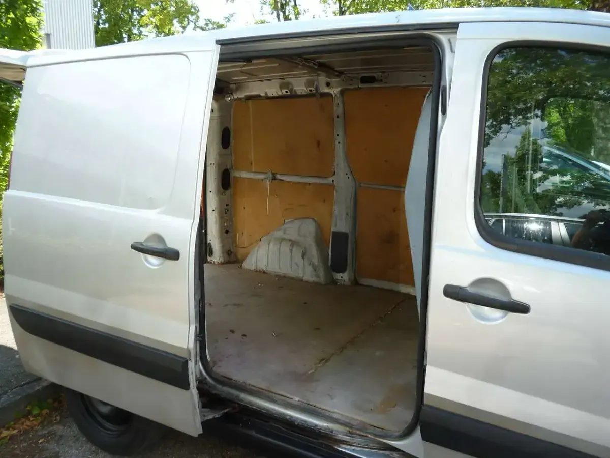 Gebraucht Peugeot Expert 136 PS (100 kW) 2007 Silber Van