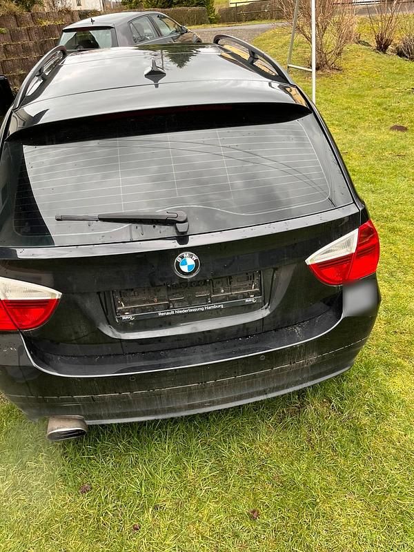 Gebraucht BMW 325 218 PS (160 kW) 2006 Schwarz Kombi